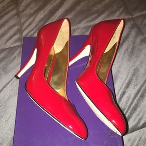Enzo Angiolini red patent leather heels 👠 👠
